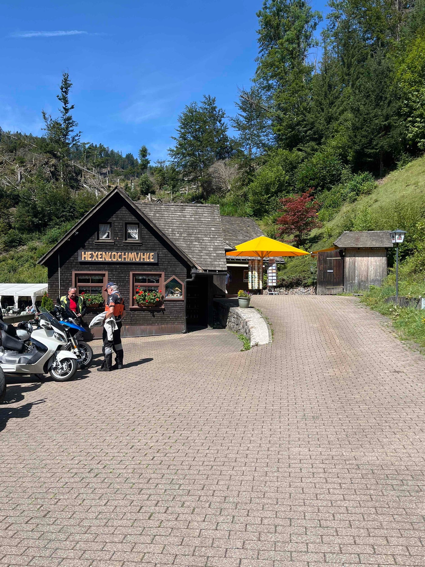 Tour Nr. 25.09.20 am 20. September 2025 - Tagesausfahrt "ab ins Hexenloch" - Adventure Bikes - Gebühr übernimmt teilweise die Fa. Fallert